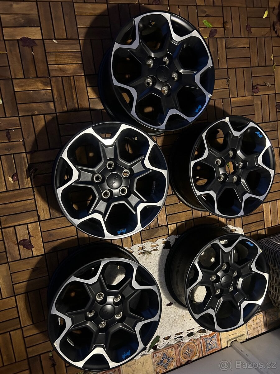 Disky Jeep Wrangler JL JK Rubicon alukola litá kola r17