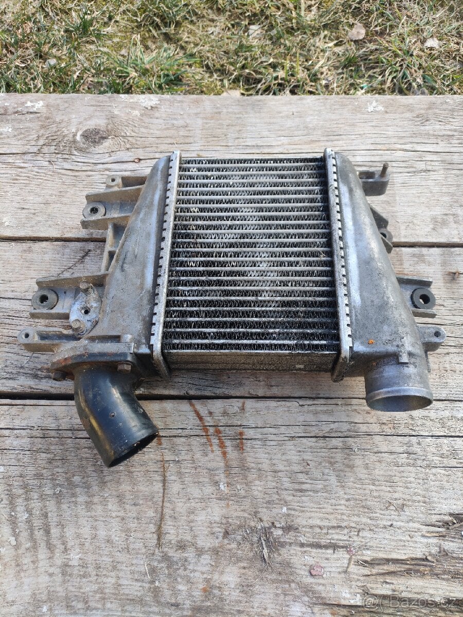 Prodám intercoler Nissan patrol 3.0