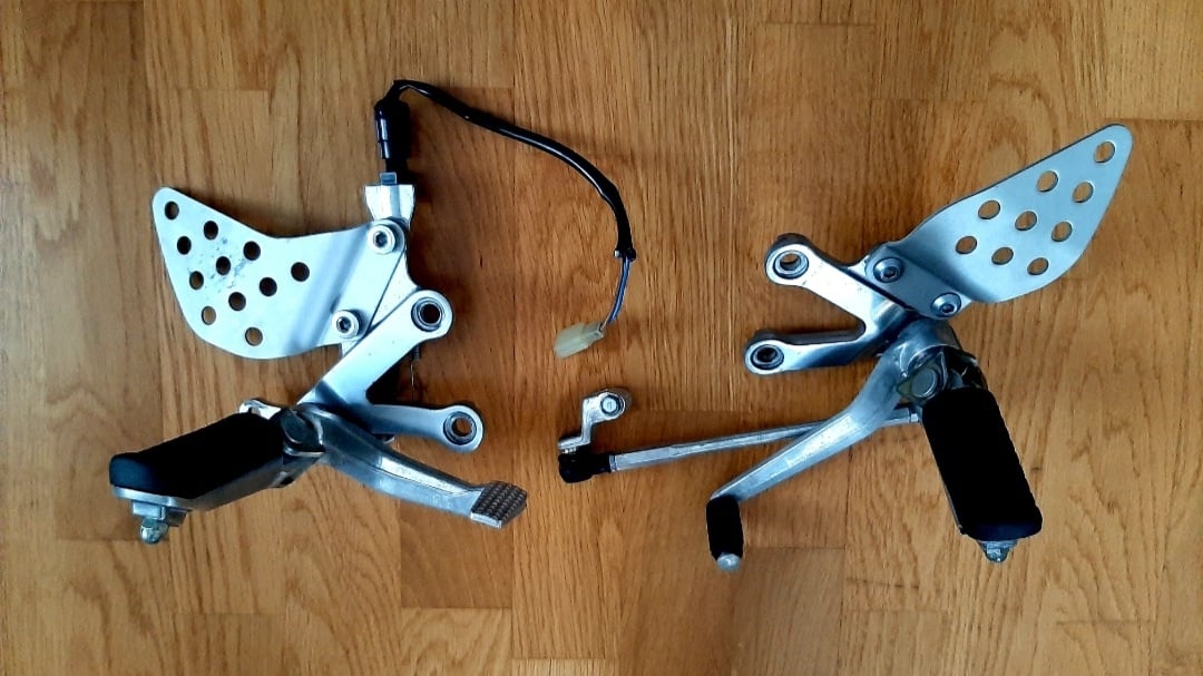 Přepákování / základny Kawasaki Ninja zx6r / zx9r..