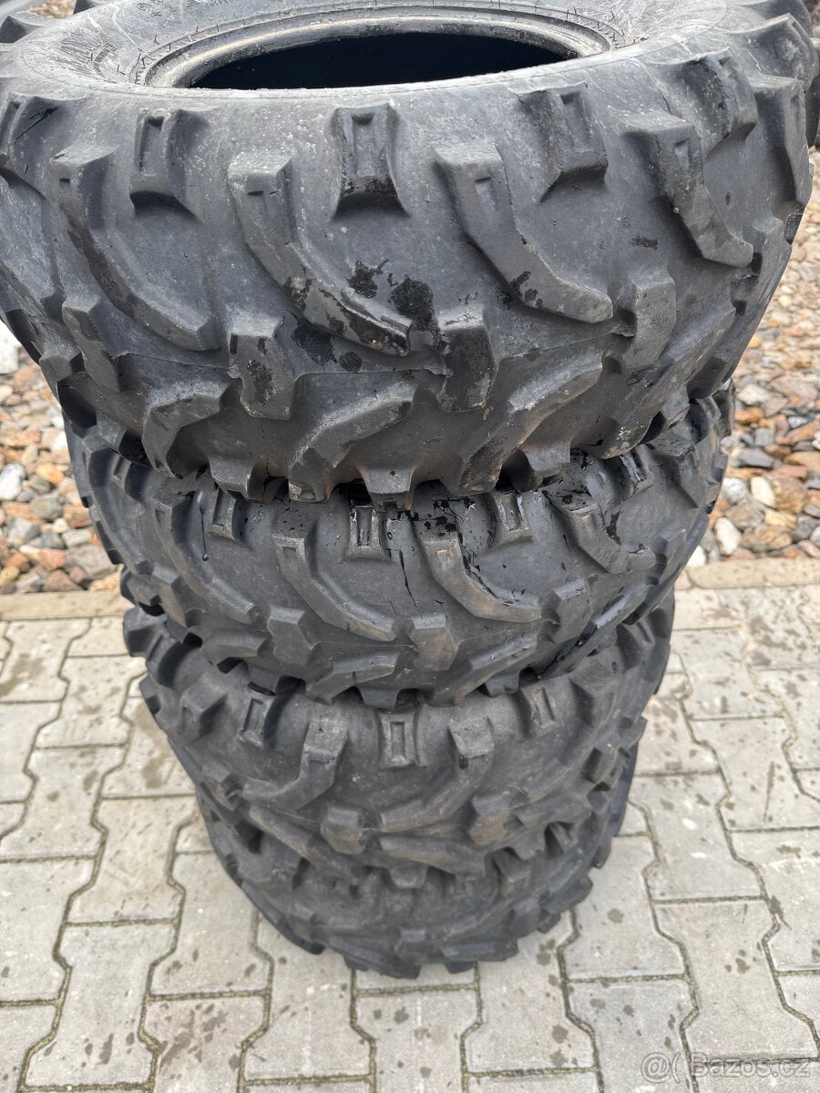 Pneu Kenda 27x10-12, 27x12-12