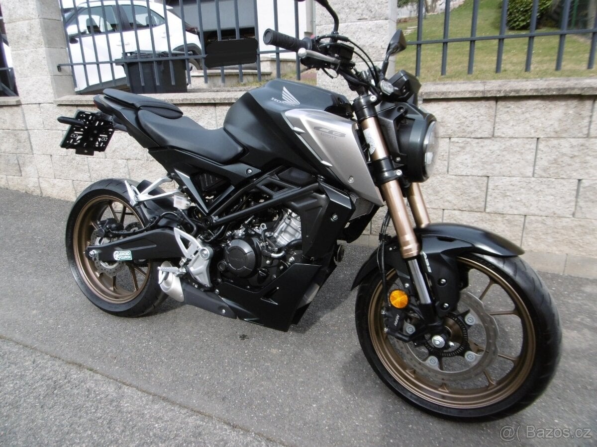 Honda cb 125r  rv. 2021 - nový model - 10670km