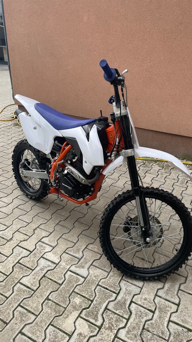 Predám MiniRocket Hurricane 150ccm 19/16"