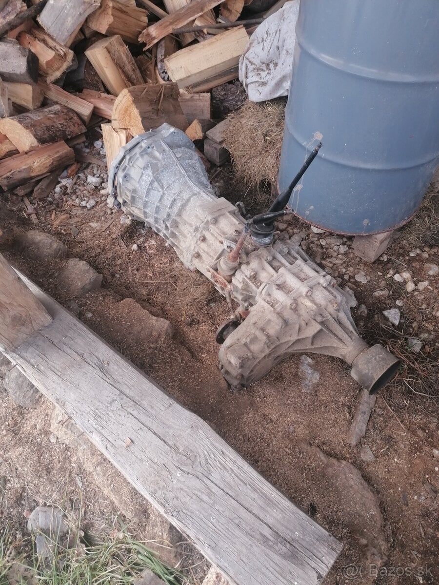 Predám prevodovku Nissan Navara d22