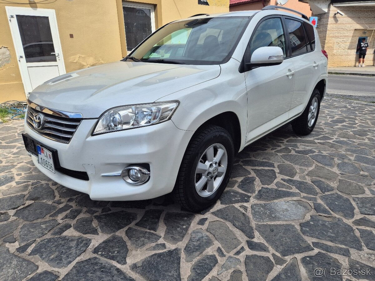 Toyota RAV4 SUV/Off-road 110kw Manuál