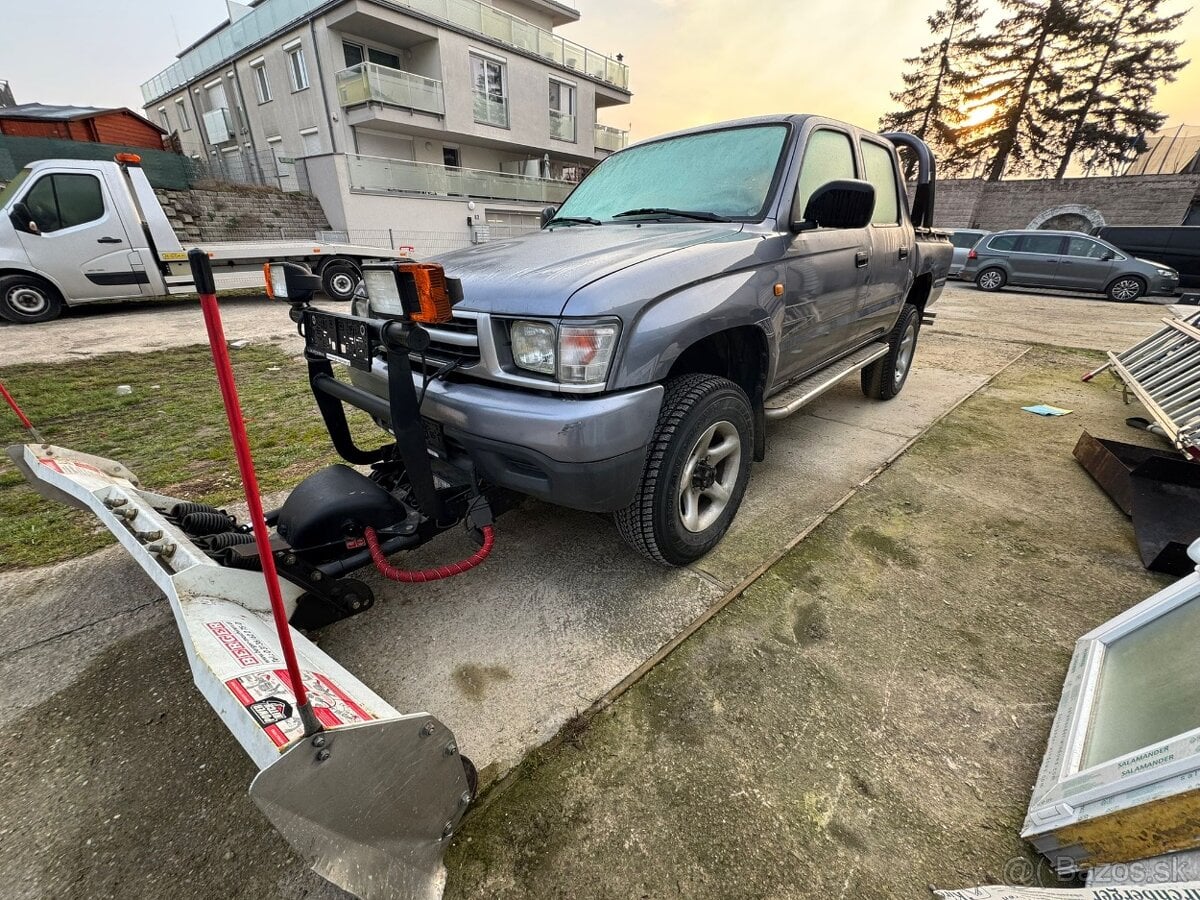 TOYOTA HILUX 2,5 DIESEL 4X4