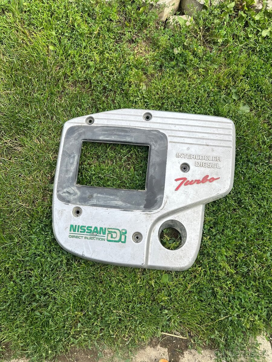 Nissan Patrol 3.0 kryt motora