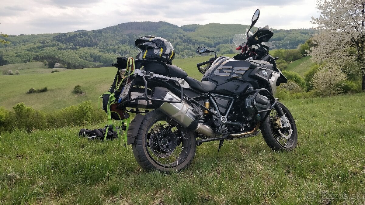 Bmw R1250GS malo využitá