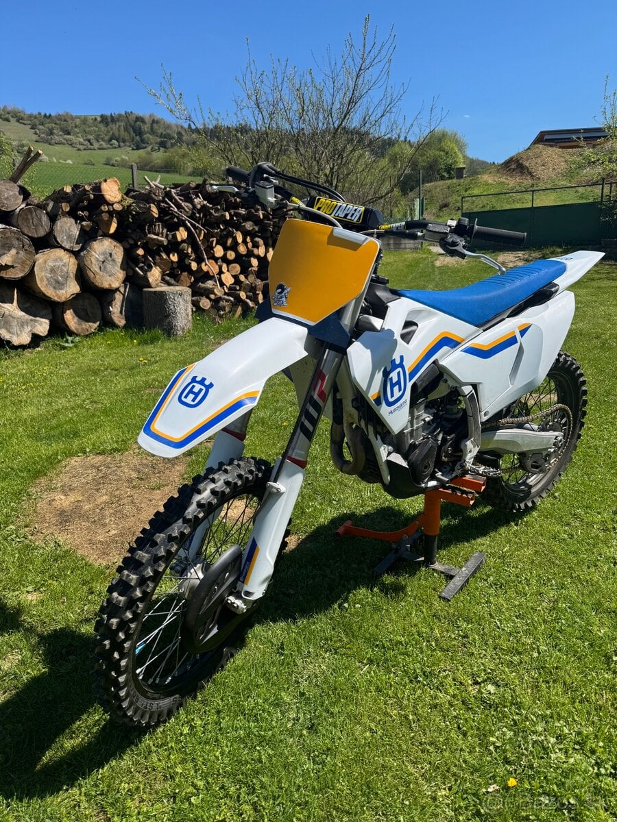 Husqvarna FC 450 2023 Heritage edition