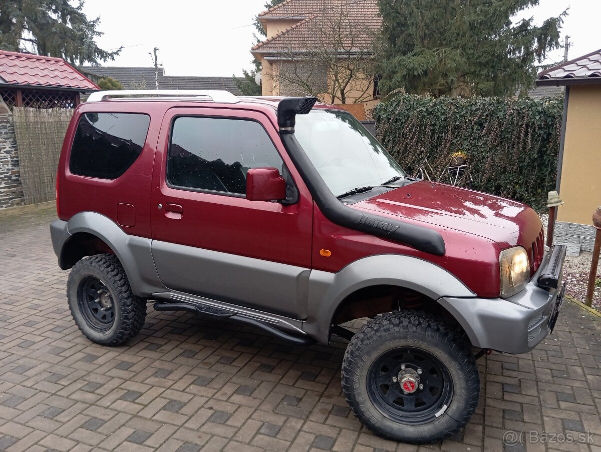 Suzuki Jimny 1.3i rv2011 Kúpené v SR