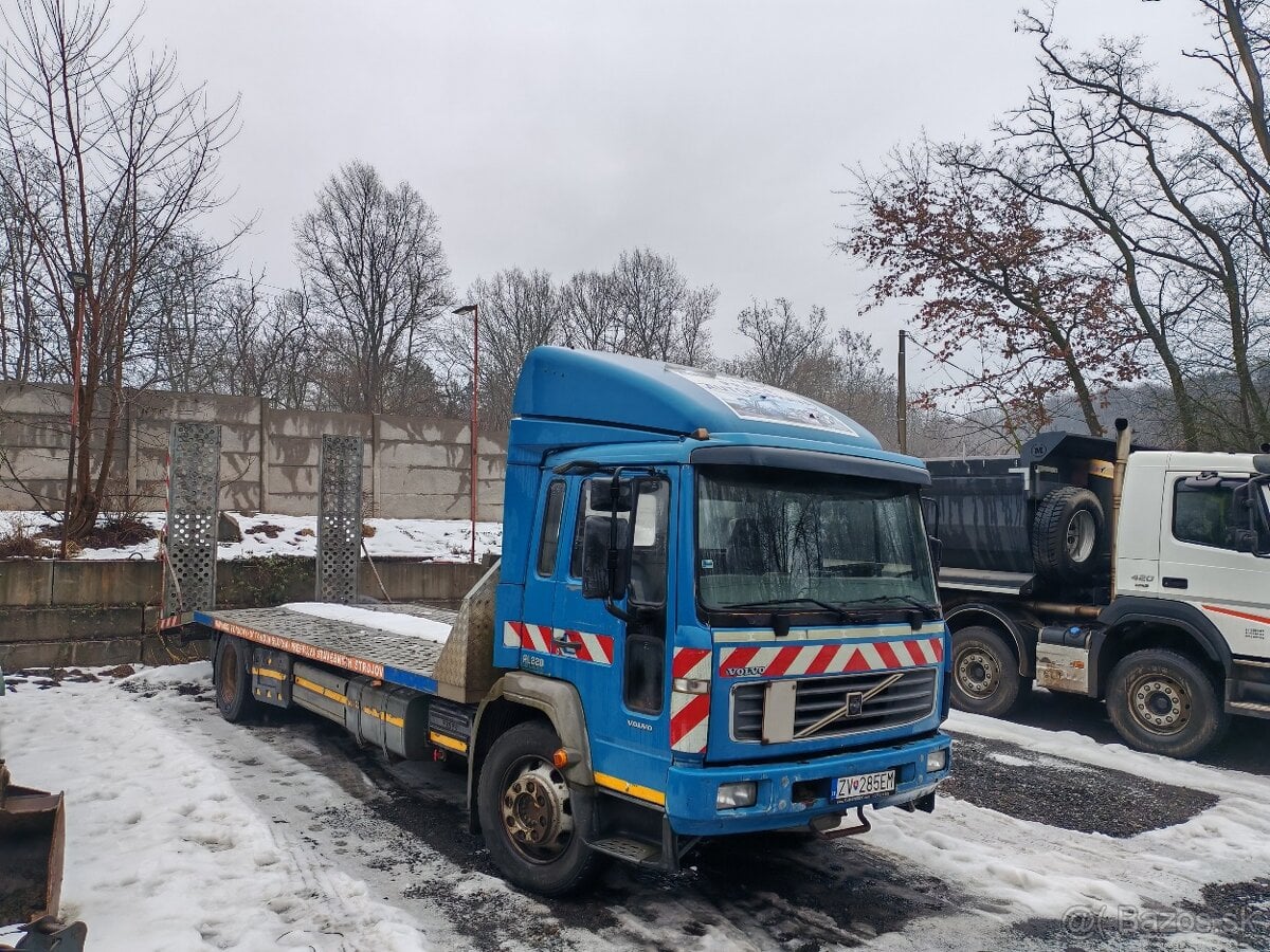 Volvo FL220 odtahovka