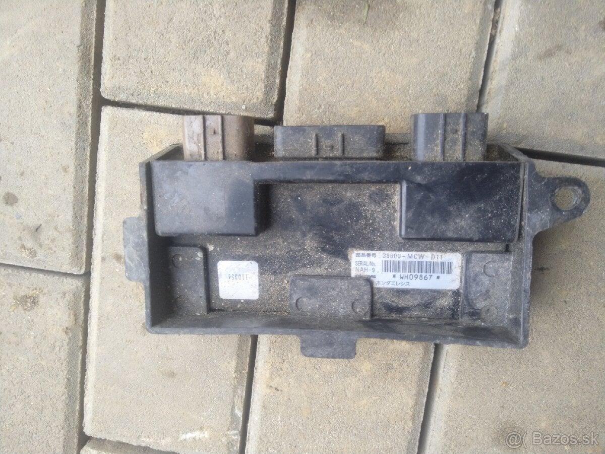 Riadiaca jednotka ABS Honda Vfr 800 vtec