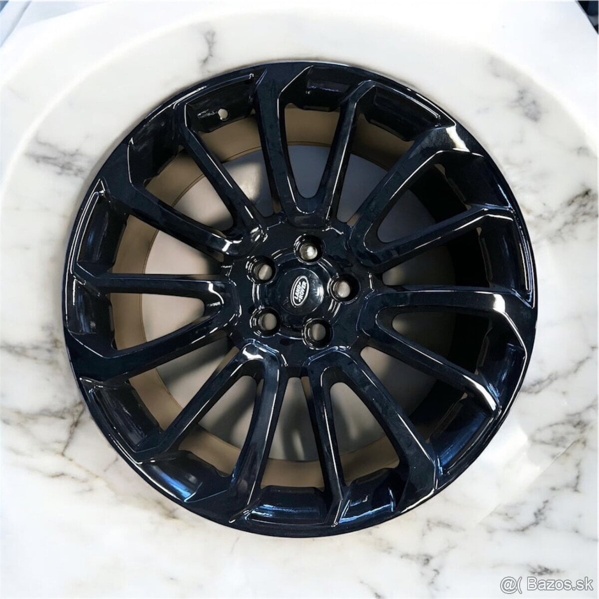 Predám kolesa disky na Range Rover R22