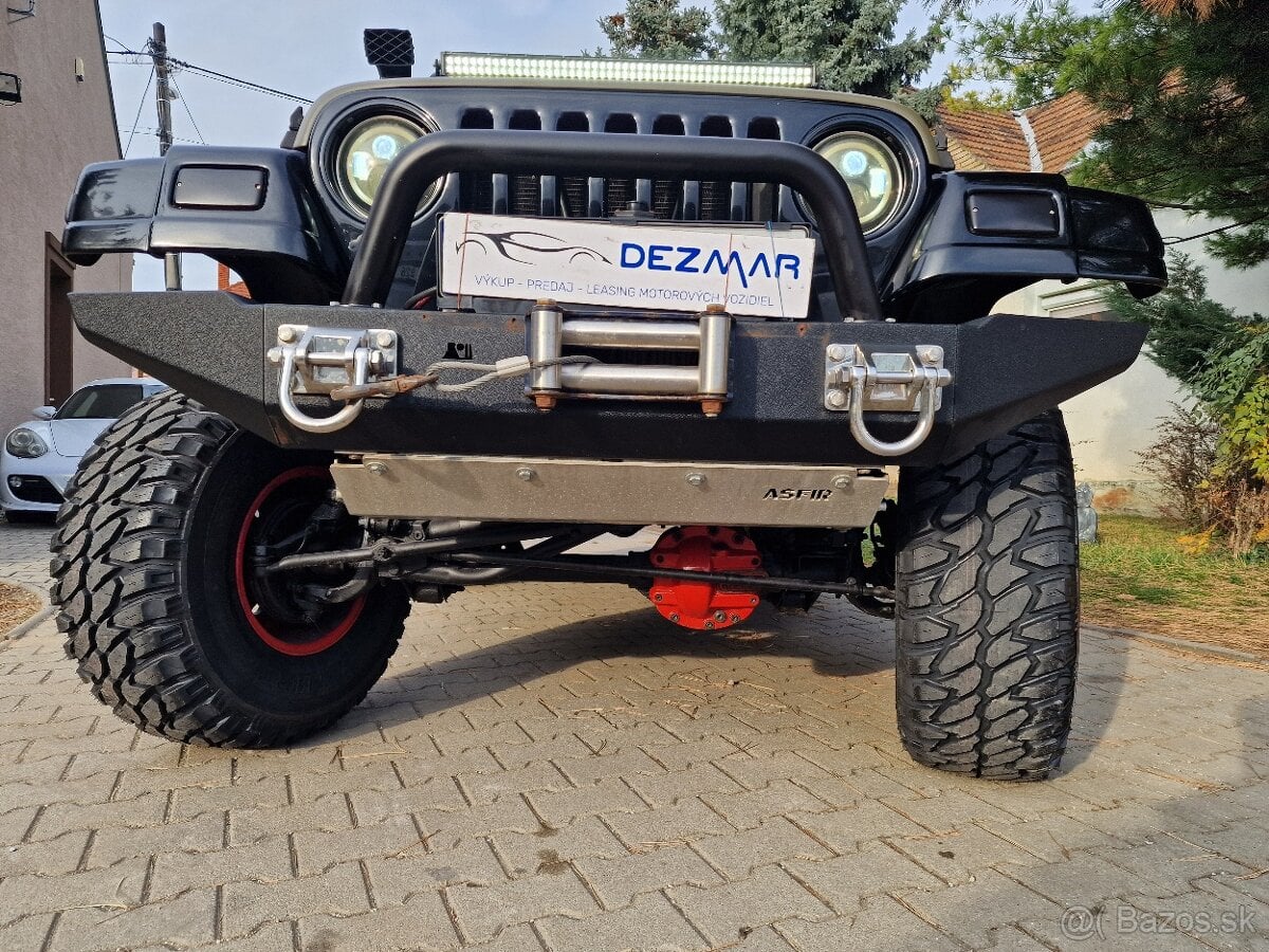 JEEP Wrangler ARB 4.0 Sahara A/T4 180k (benzín)