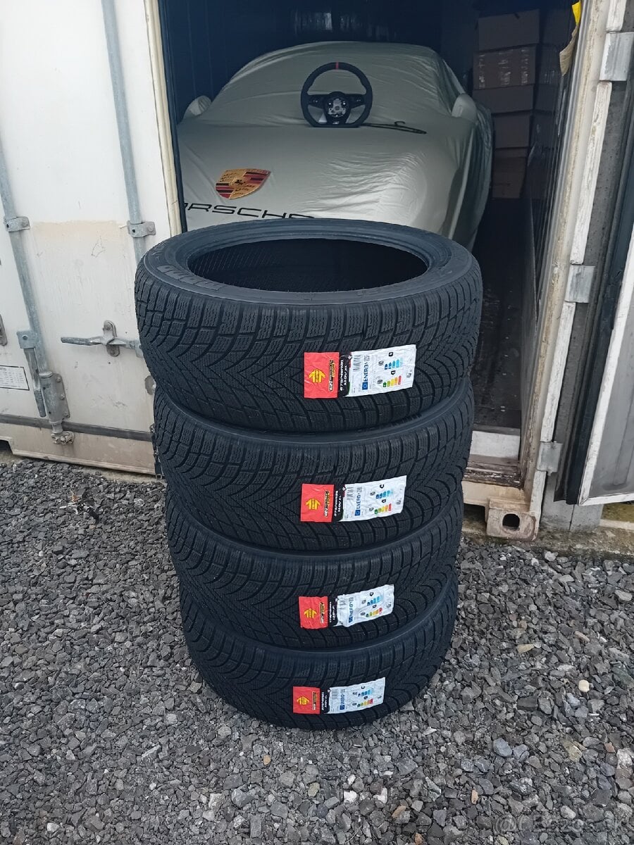 Nové zimné pneumatiky 275/45R21