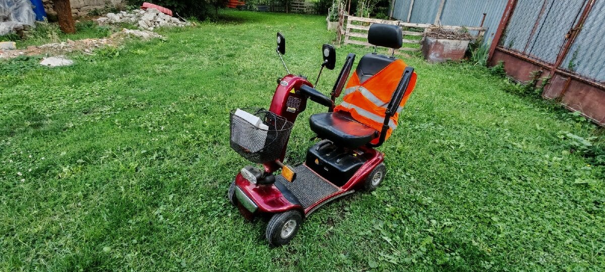 Elektrický vozík pre seniorov