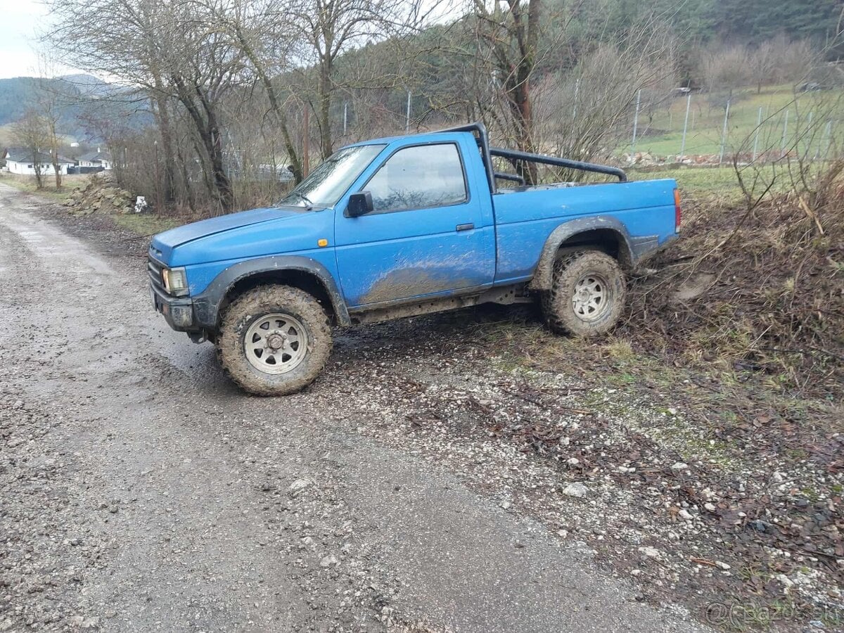 Predám/ vymením Nissan Navara D21 2.7 TD