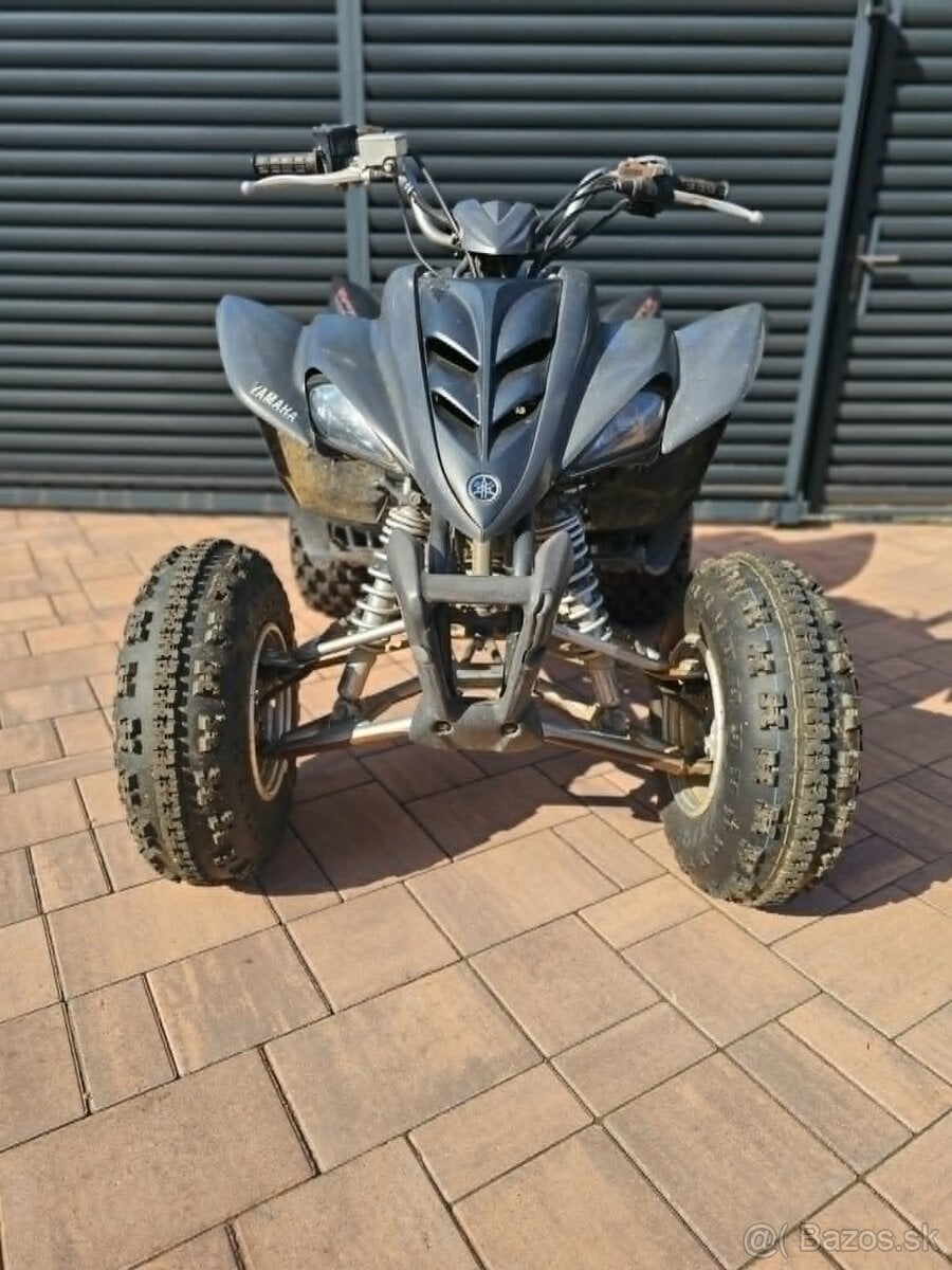 2x Yamaha Raptor 350