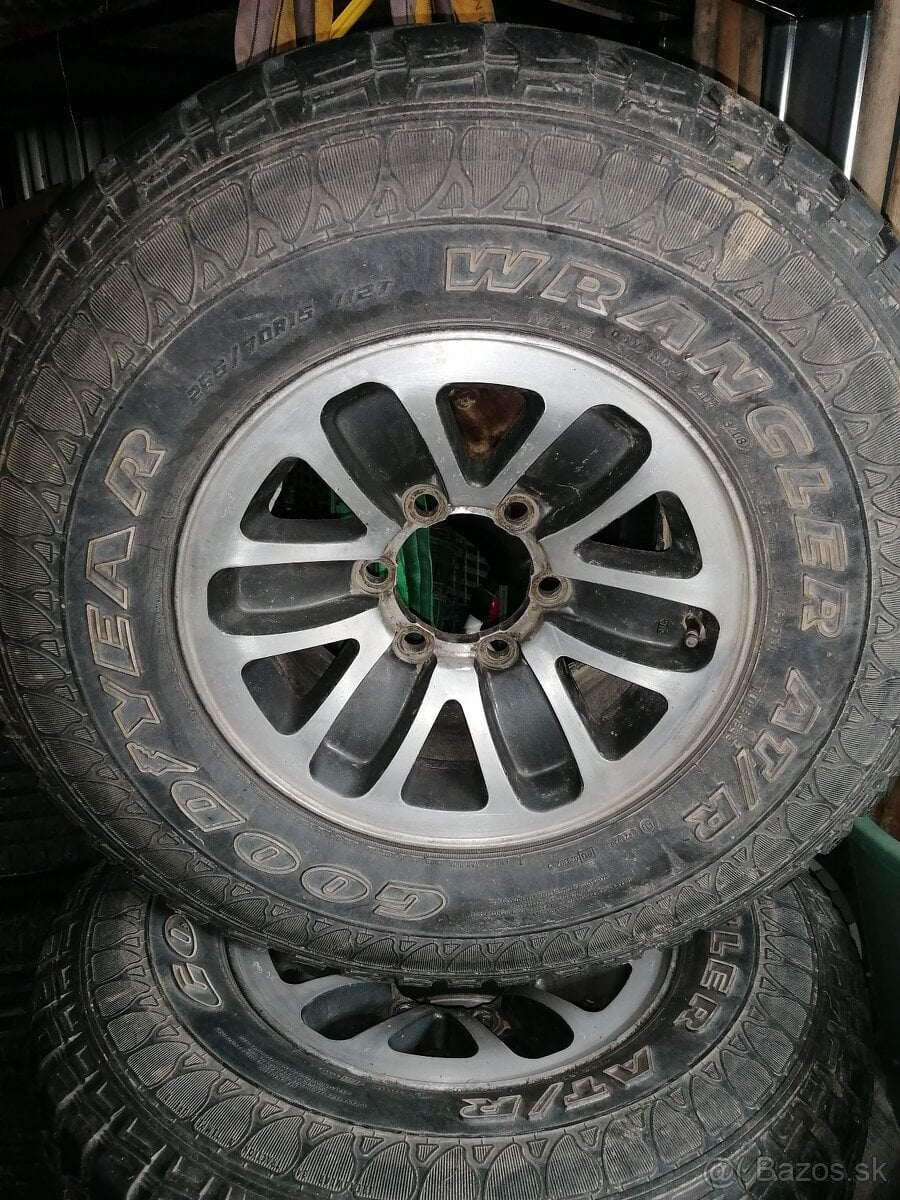 265/70 R15 4ks