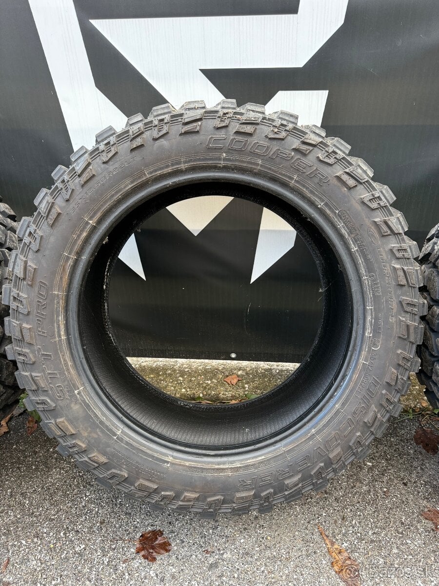 COOPER DISCOVERER STT PRO 35x12,50 r22 LT