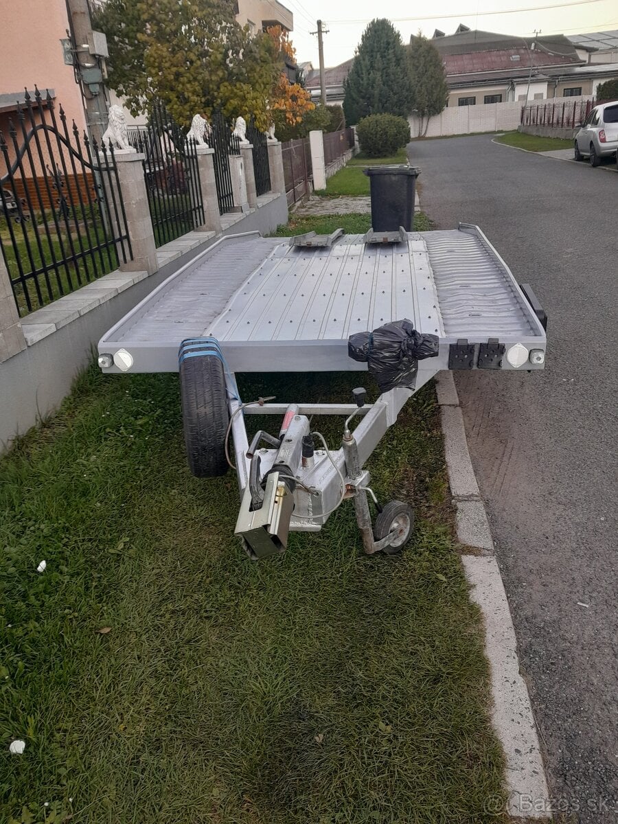 Autoprepravník 2 T