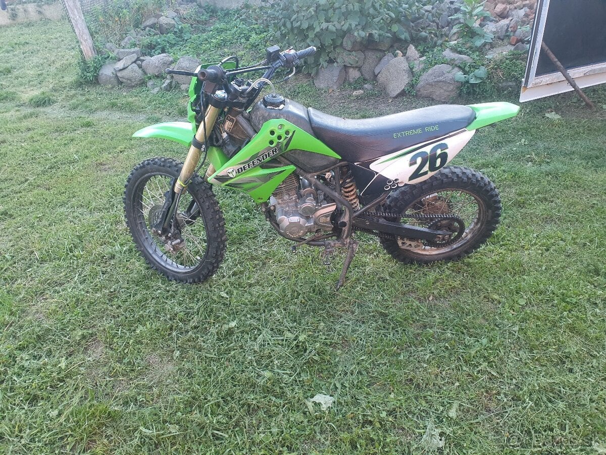 Predám defender 150