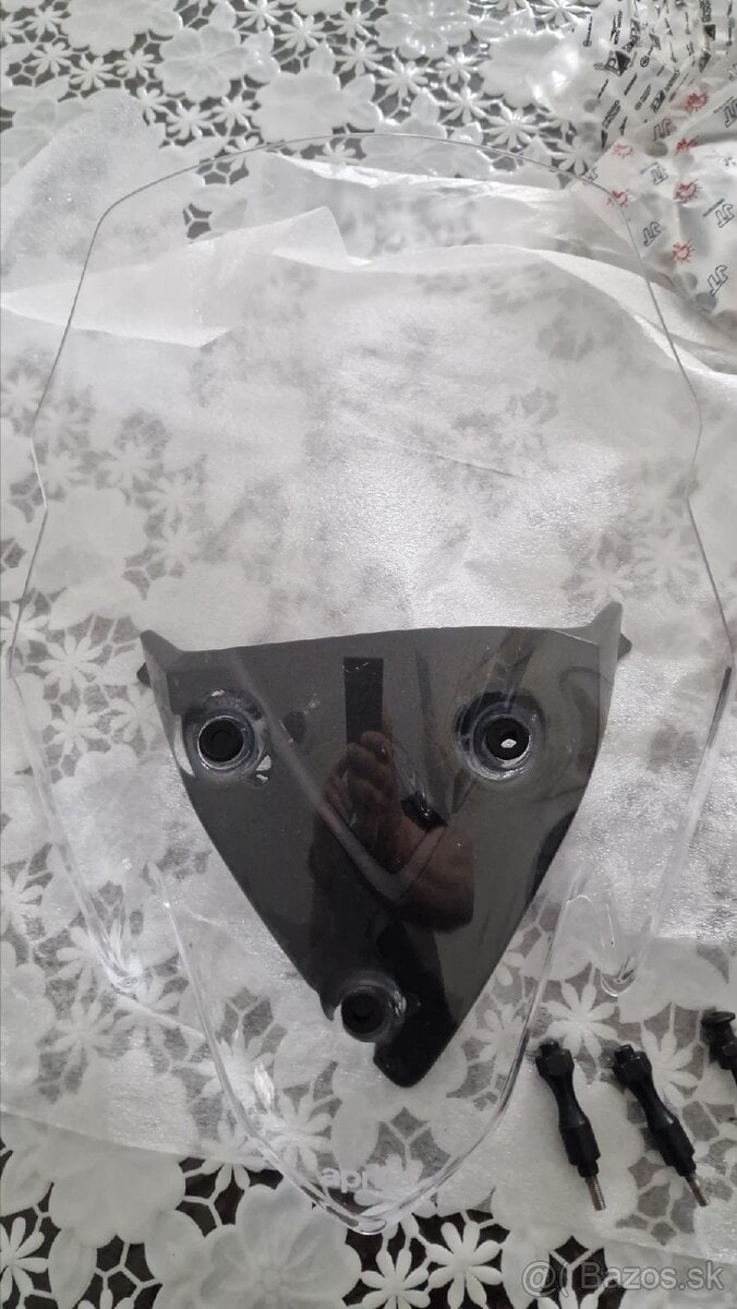 Turistické plexi Aprilia Tuono V4