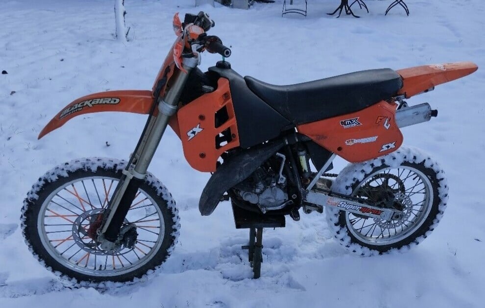 Ktm sx 125.Sila, kompresia,radosť jazdiť. dobre štartuje aj