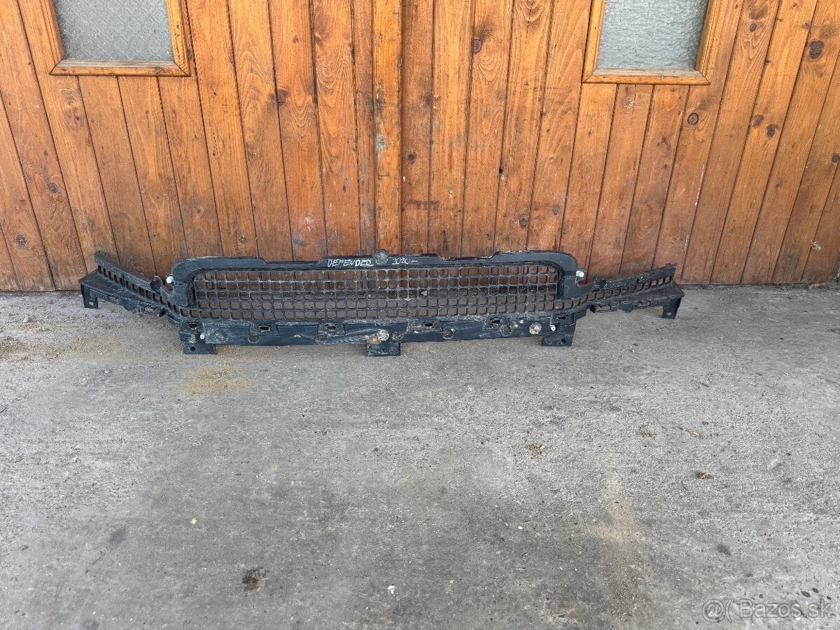 Land Rover Defender 2020- stredová krytka nárazníka