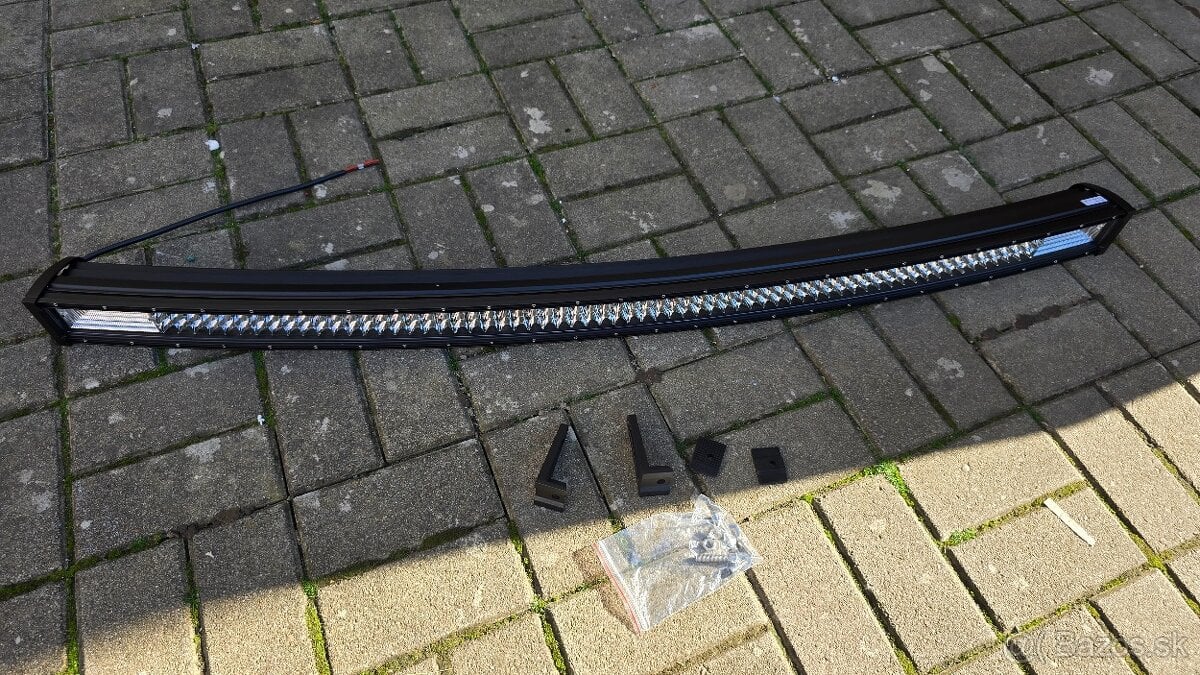 Výkonné LED pracovné svetlo / LED rampa 1200W - 120 CM