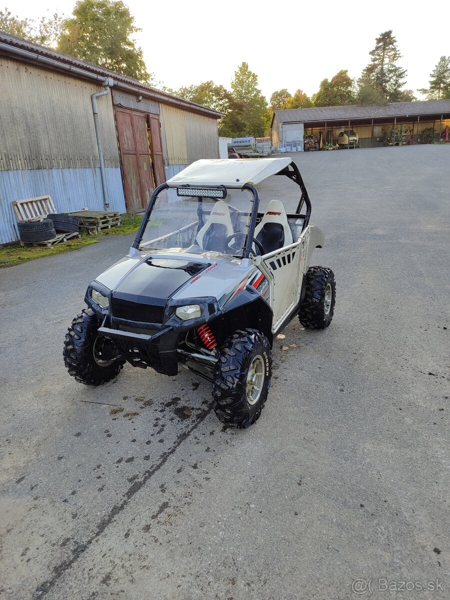 Polaris RZR 800 efi