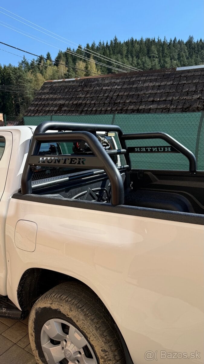 Toyota Hilux rám na korbu s navijákom a osvetlením + vanička