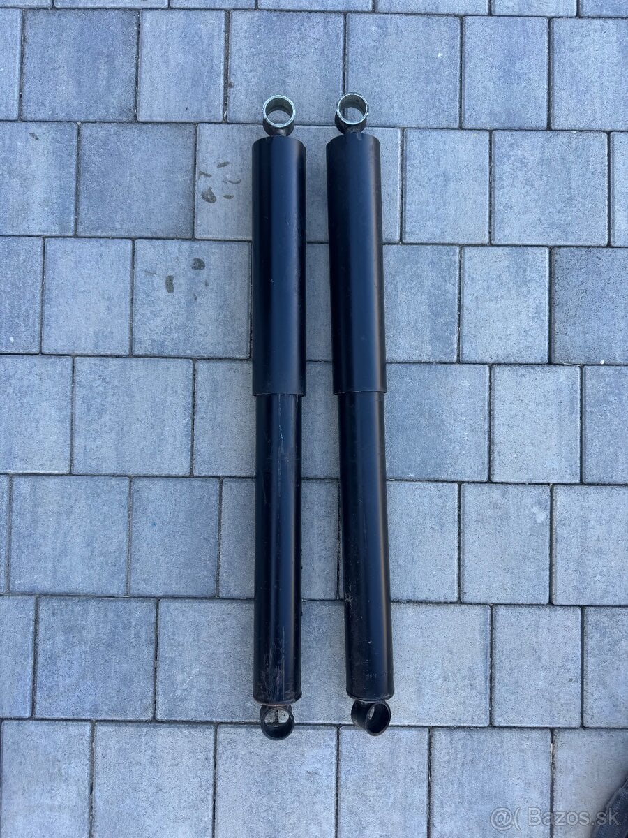 Predám zadne 6” tlmice outback na Nissan patrol