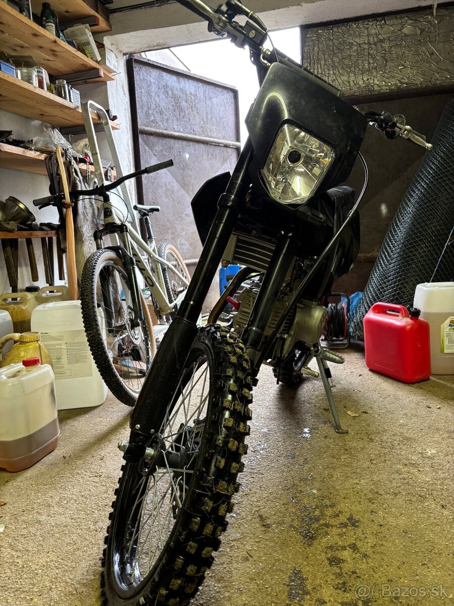 Pitbike minirocket DT190