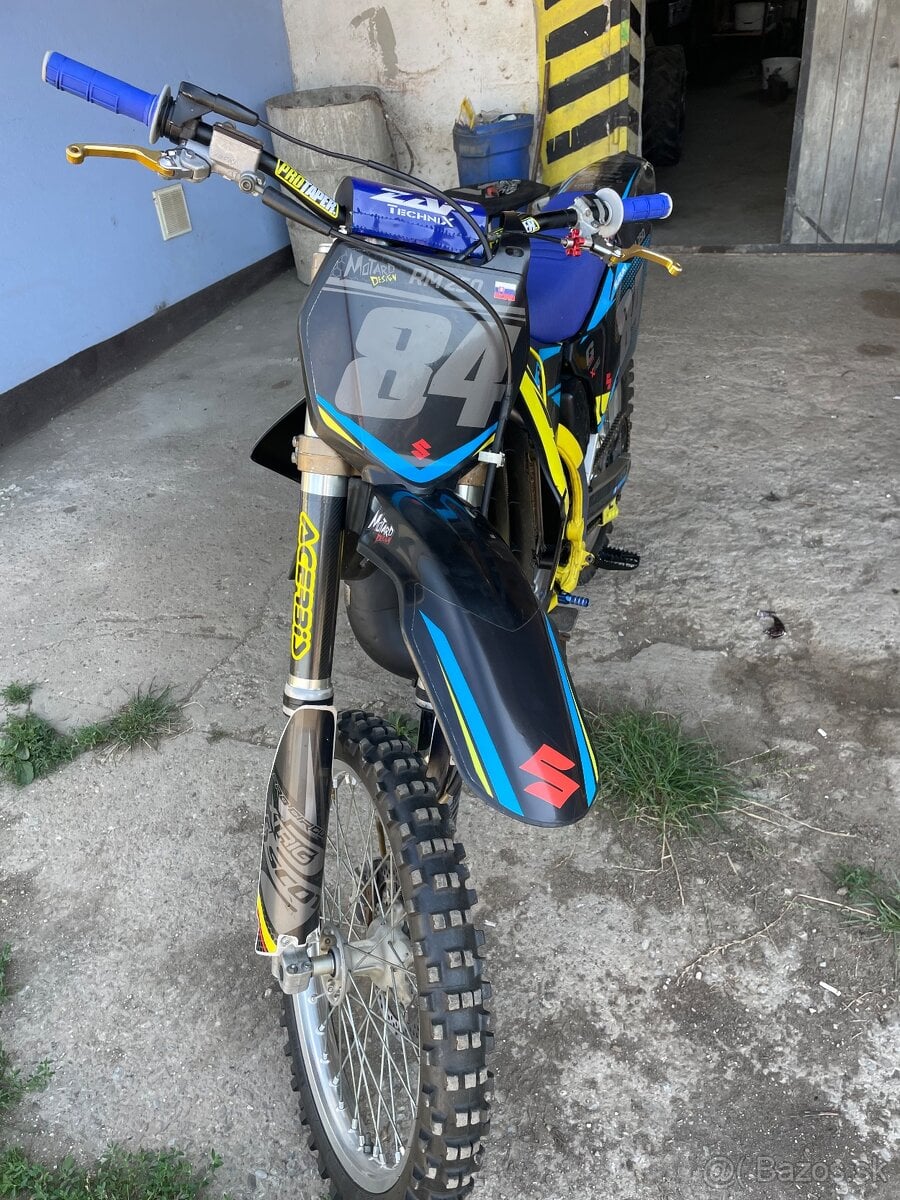 Predám Suzuki rm 250 rok 2003