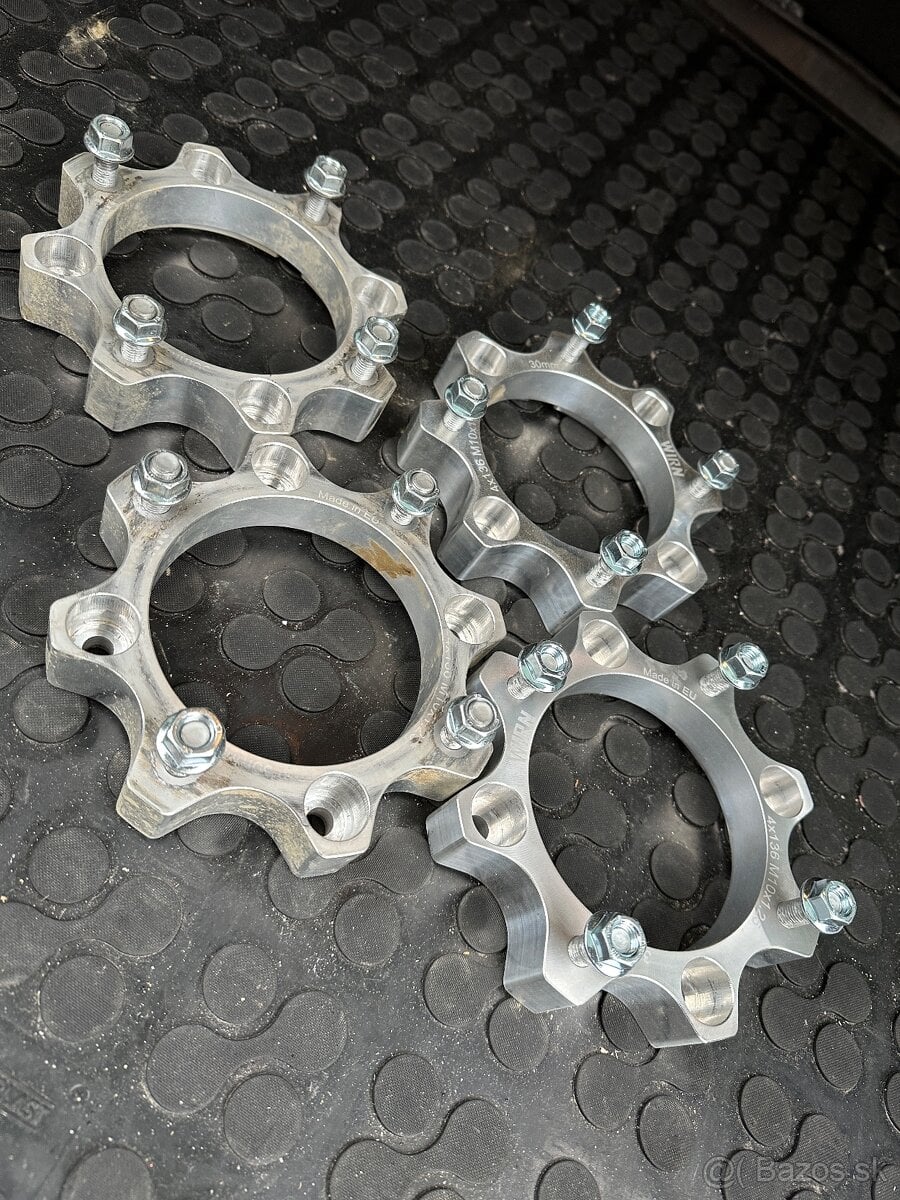 Rozširovacie podložky 4x136 na Can-Am – 30 mm