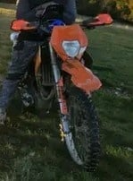 Ponúkal na predaj ktm KTM lc4 640