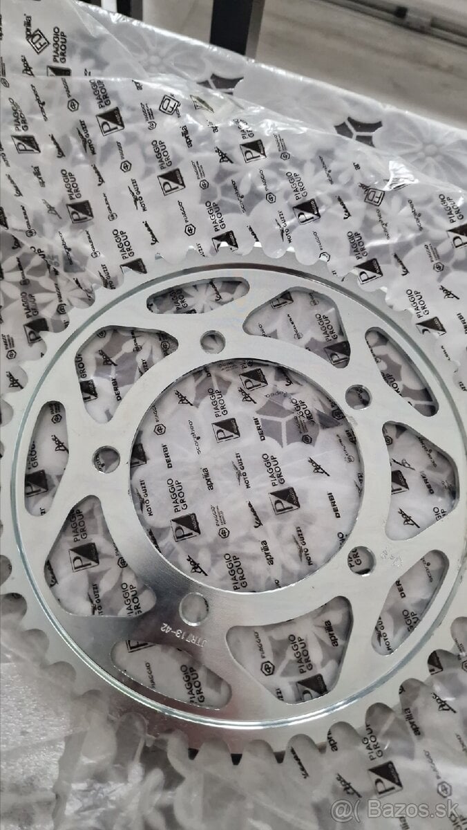 Zadná rozeta Aprilia Tuono V4