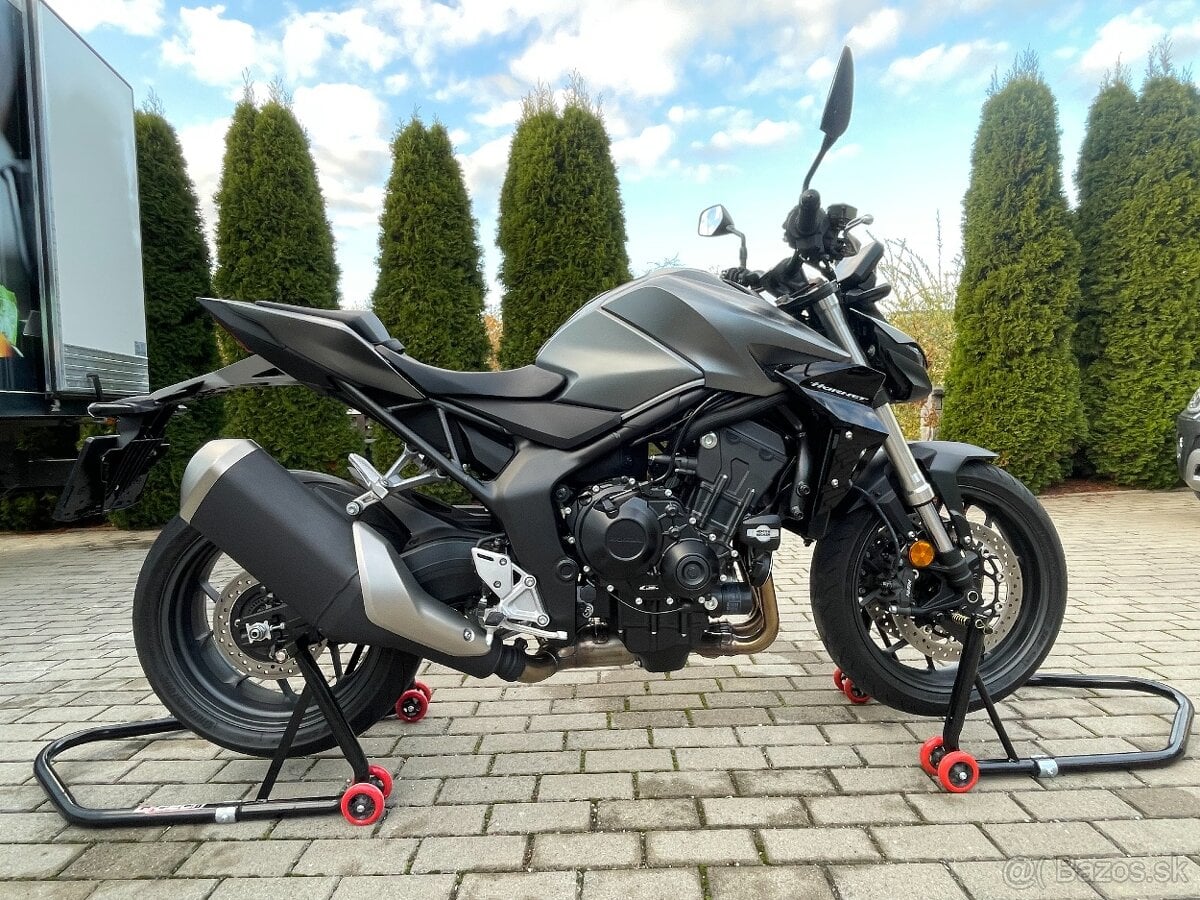 Honda CB 1000 Hornet 2025