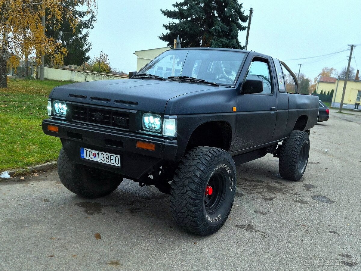 Nissan D21 pickup King Cab