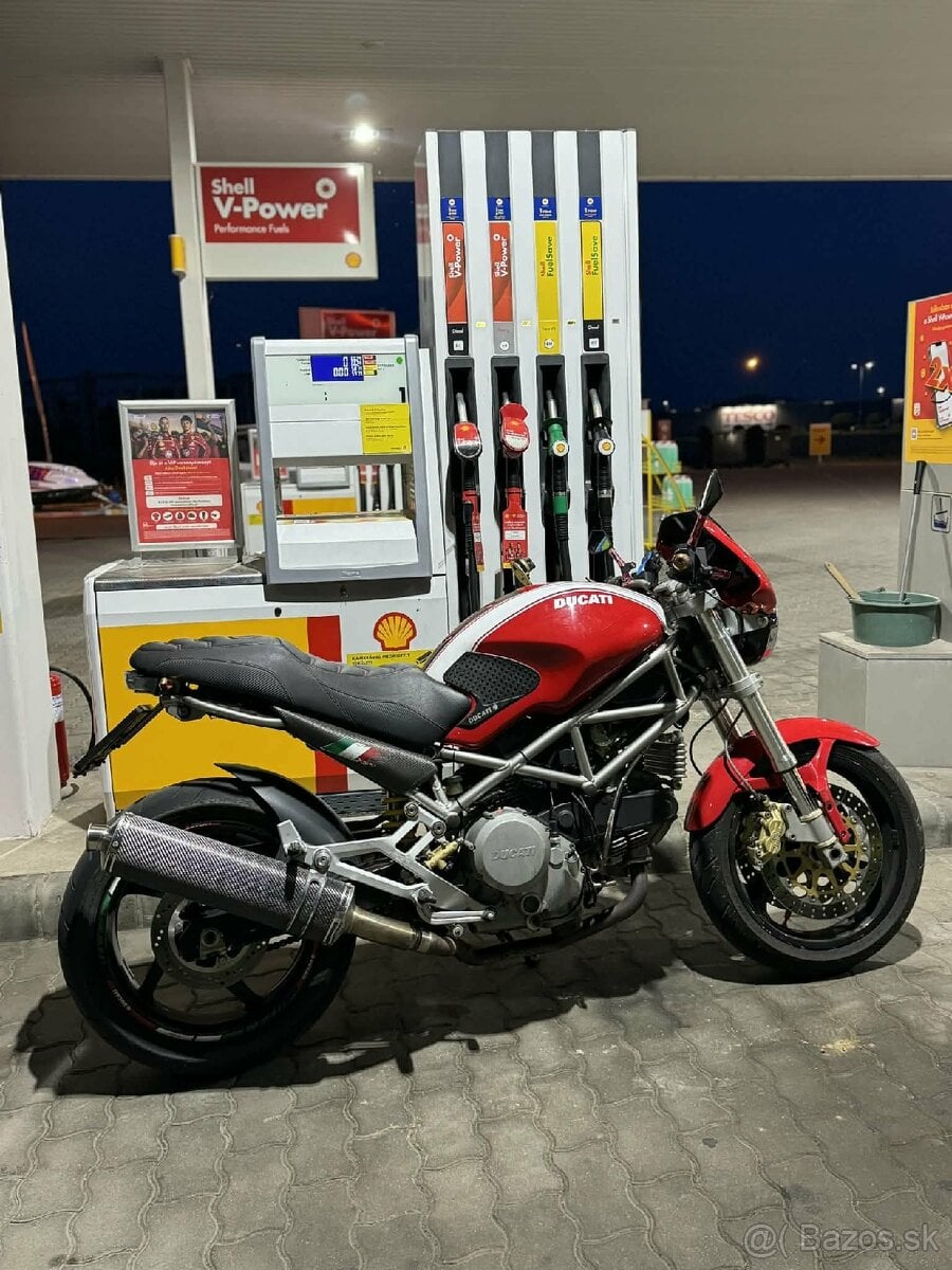 Ducati Monster 800
