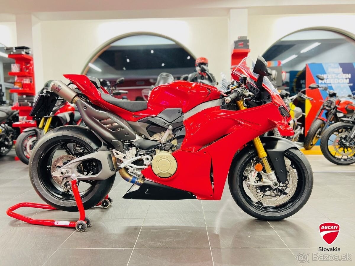 DUCATI PANIGALE V4 S FULL AKRAPOVIC