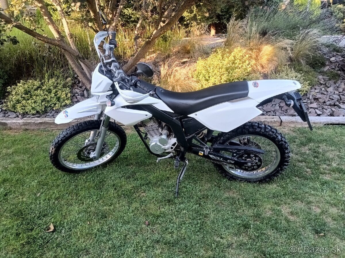 Derbi senda R 125  cc