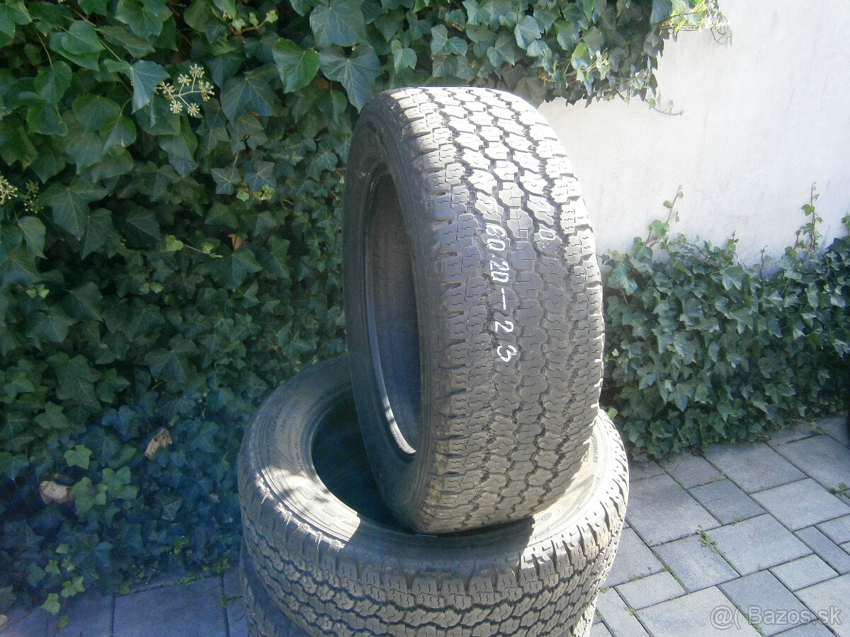 Predám 4x celoročné Goodyear ALL-TERRAIN M+S 255/60 R20 113H
