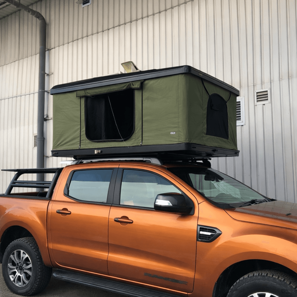 Hliníkový strešný stan na strešný nosič – 2 osoby, LED