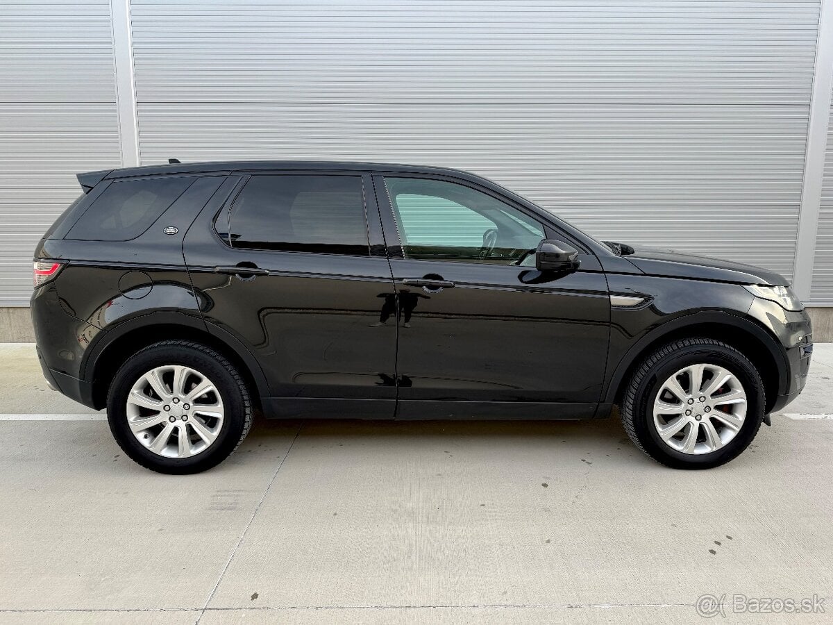 Land Rover Discovery Sport 4x4 2.0L eD4 7-miest manuál