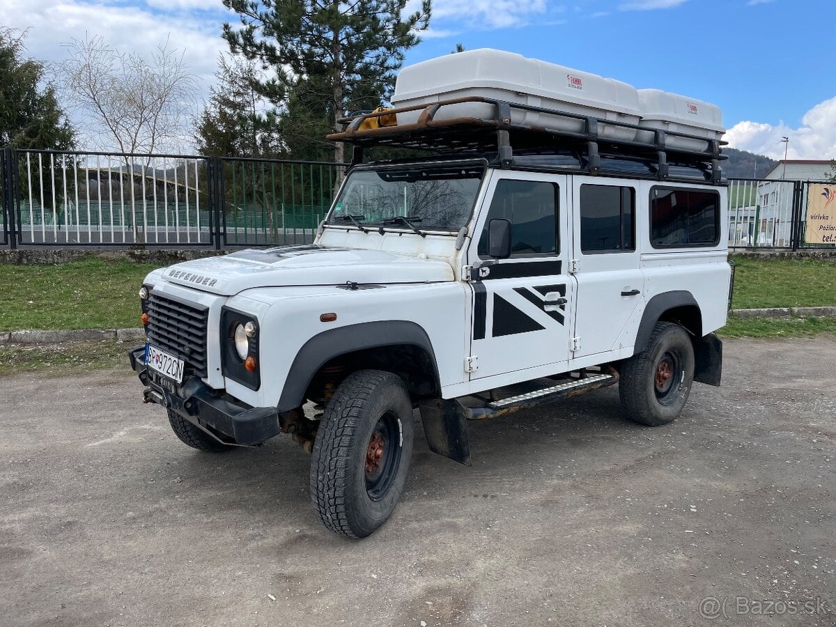 Land Rover Defender 110
