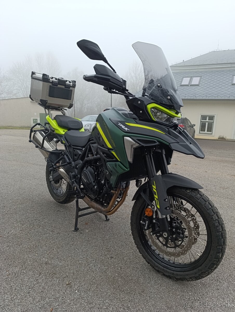 Predám Benelli trk 702x