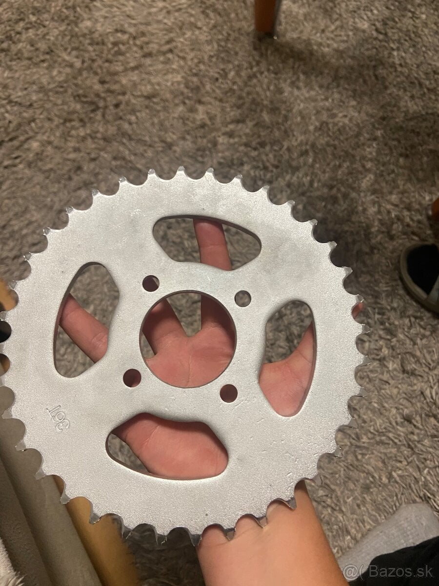 Rozeta na štvorkolku/motorku