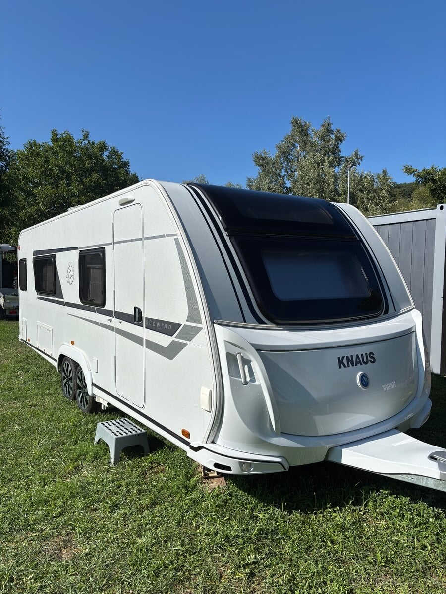 KARAVAN KNAUS SÜDWIND 650 PEB