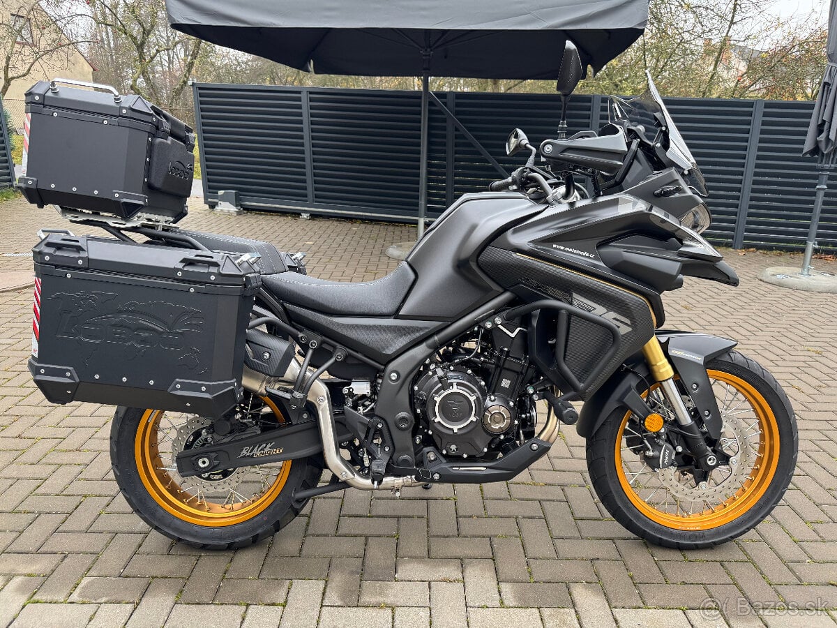 Voge 525 DSX Black Knight